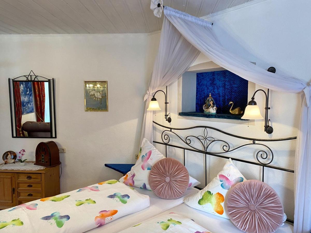 Haus Bei Der Linden Ferienwohnungen Σβάνγκαου Εξωτερικό φωτογραφία